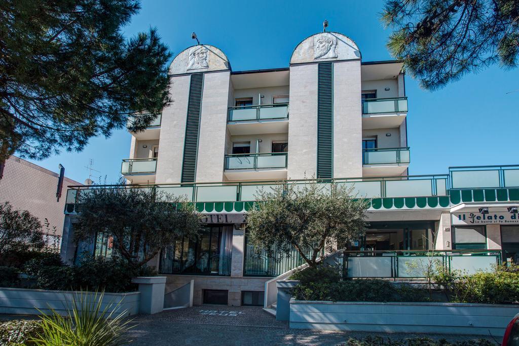 Hotel Zeus Cesenatico Exterior foto